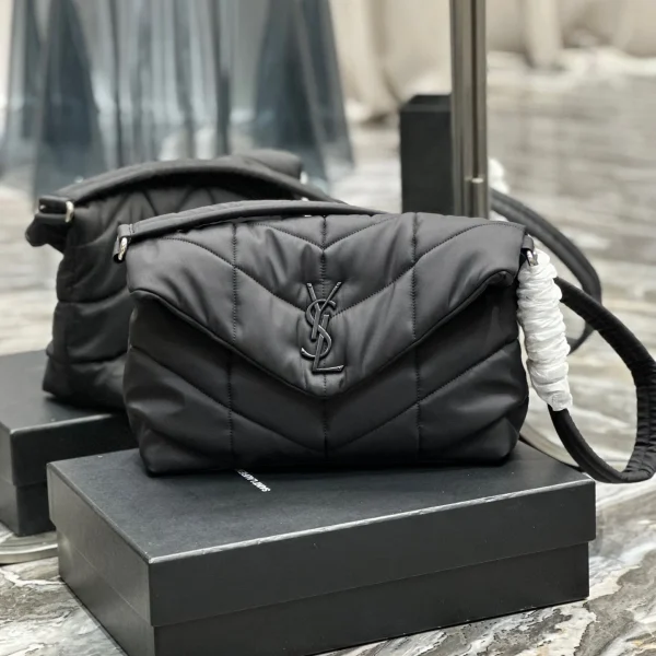 Sac Saint Laurent coloris noir Puffer besace — réplique