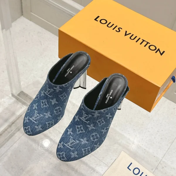 Mules Louis Vuitton coloris bleu denim – pour femme — réplique