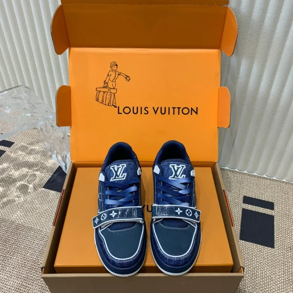Baskets Louis Vuitton coloris bleu marine toile cuir – pour femme — réplique