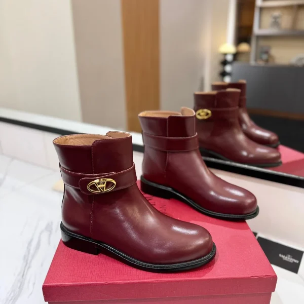 Bottines Valentino coloris bordeaux cuir – pour femme — réplique