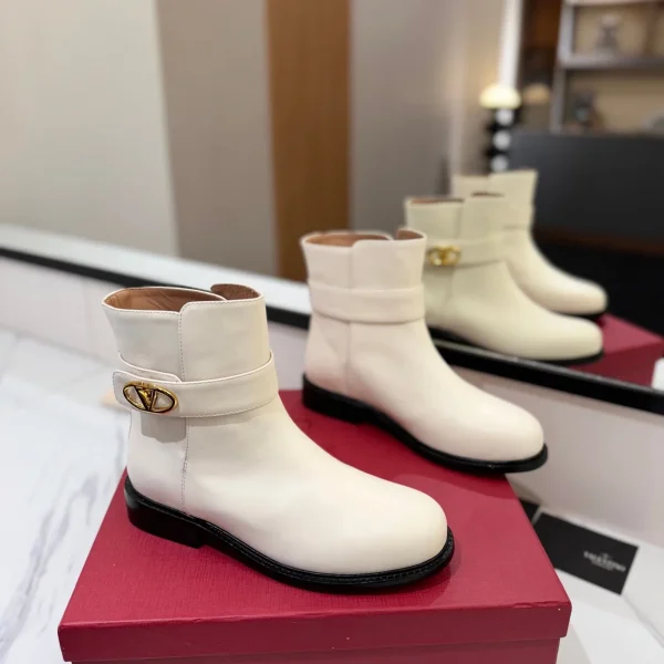 Bottines Valentino coloris ivoire cuir – pour femme — réplique