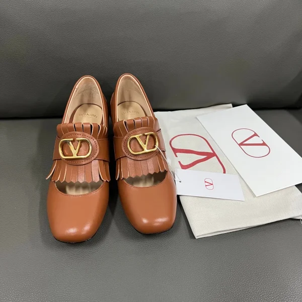 Mocassins Valentino coloris marron cuir franges – pour femme — réplique