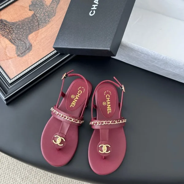 Sandales Chanel coloris bordeaux cuir – pour femme — réplique