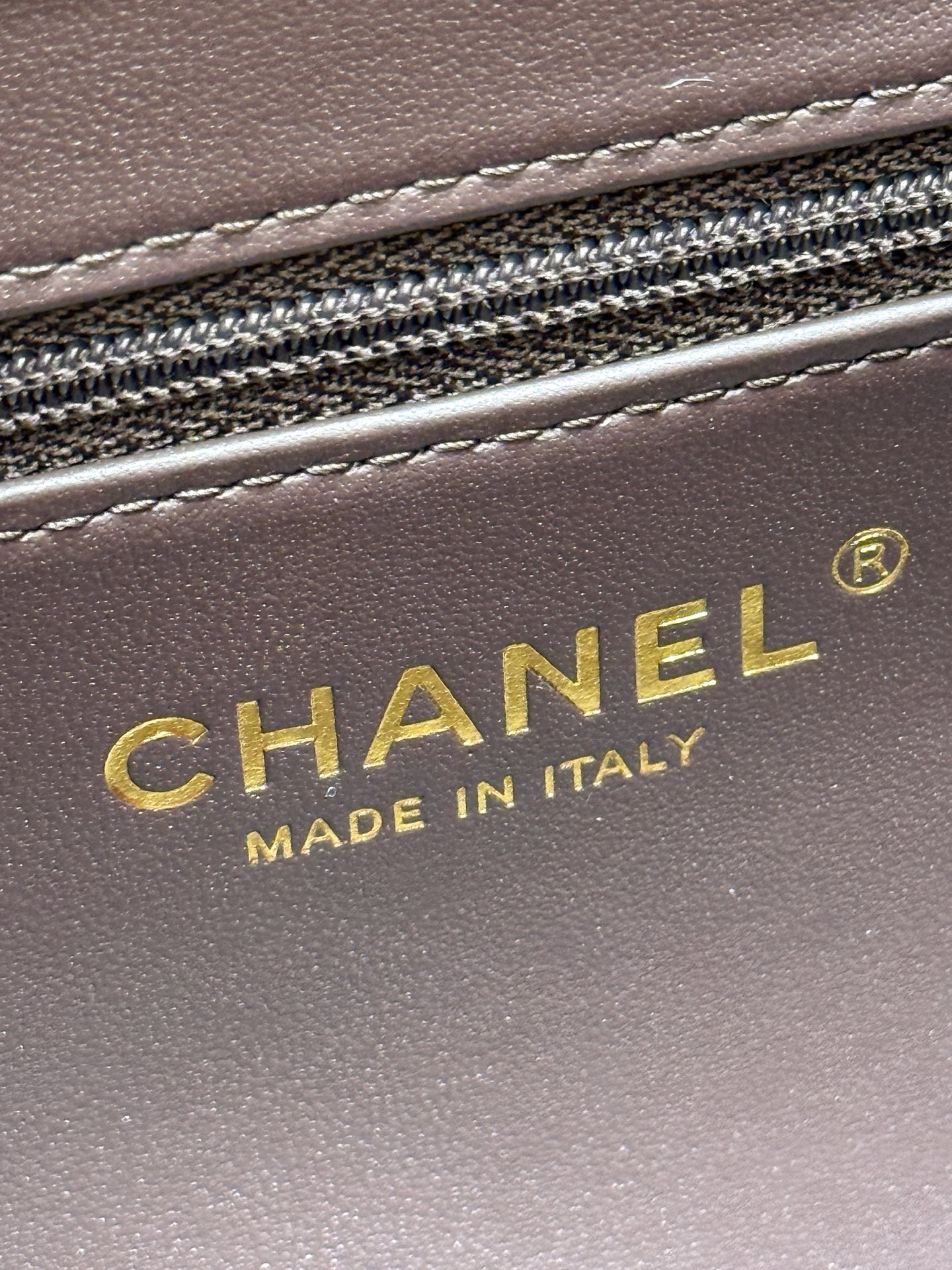 Chanel Preppy Coco 26 sac marron foncé — réplique – Image 8