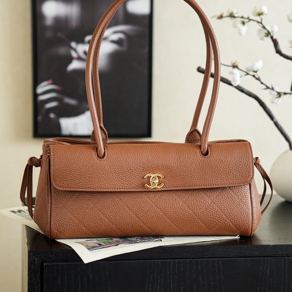 Chanel 26S East West cabas marron — réplique