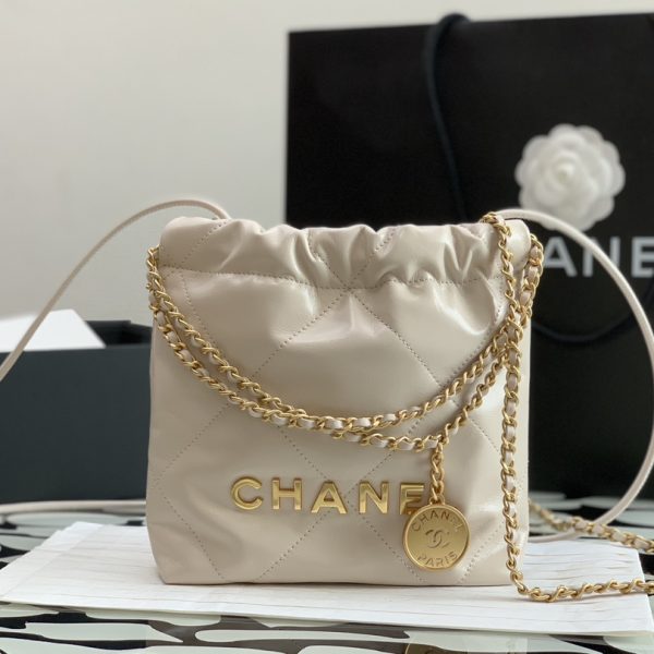 Chanel 22 Mini sac Beige — réplique