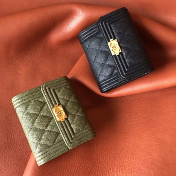 Chanel Le Boy Compact portefeuille — réplique