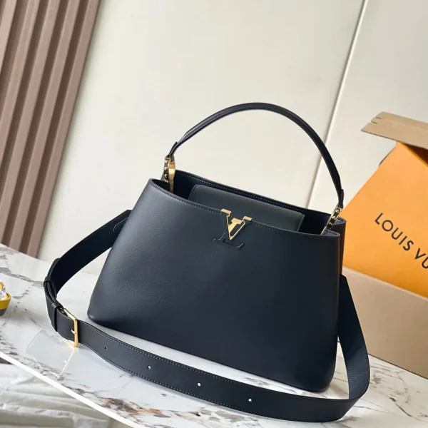 Modèle Louis Vuitton M14639 Capucines GM Souple — réplique