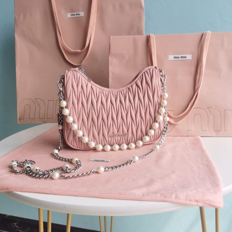 Miu Miu Matelassé Pearl rose — réplique