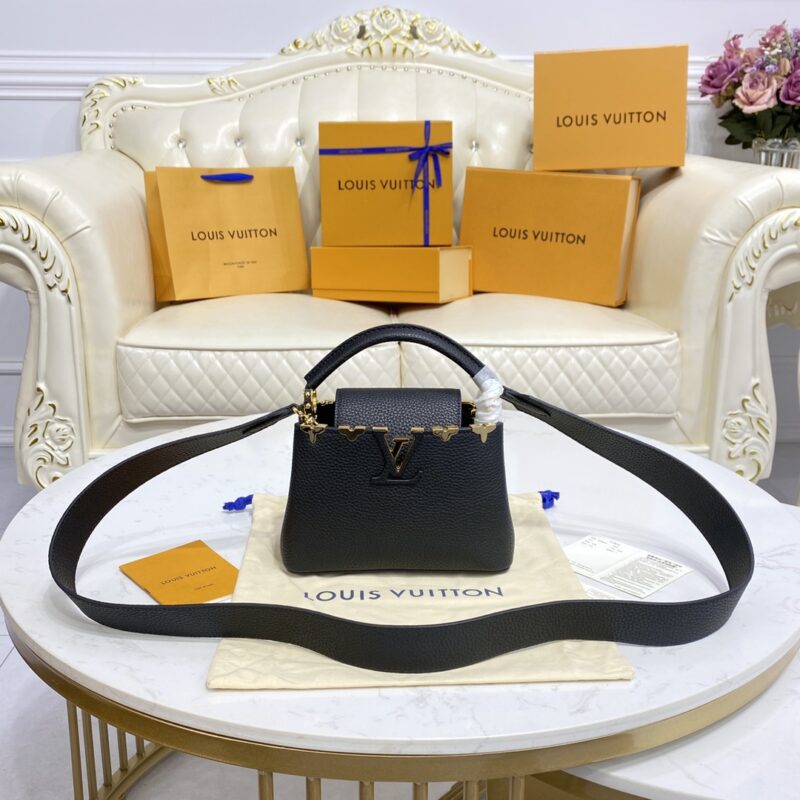 Loius Vuitton Capucines petit format noir — réplique