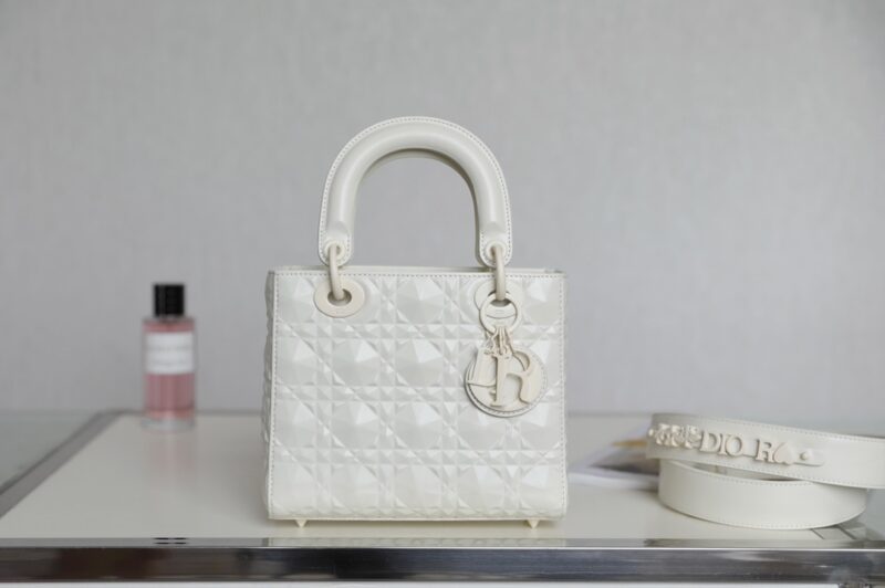 Lady Dior Ultramatte — réplique – Image 10