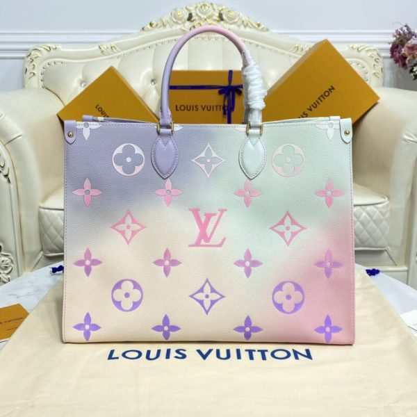 LV Onthego grand format violet — réplique