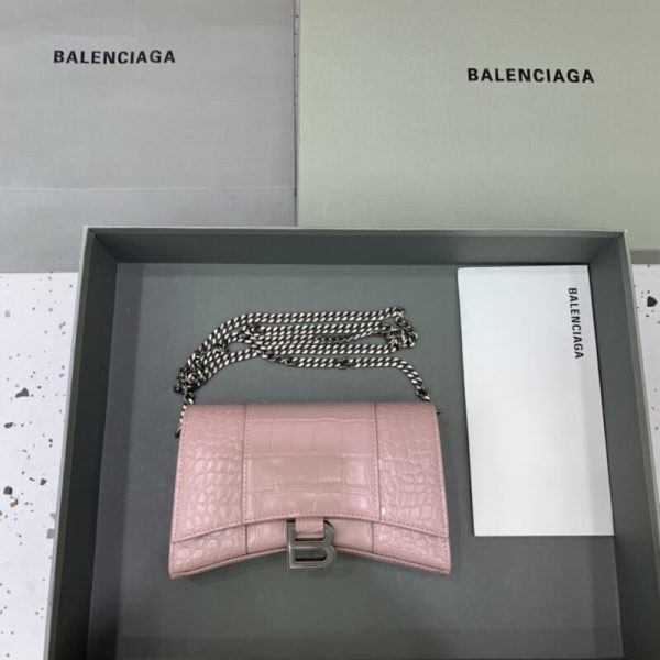 Balenciaga Hourglass On Chain rose — réplique