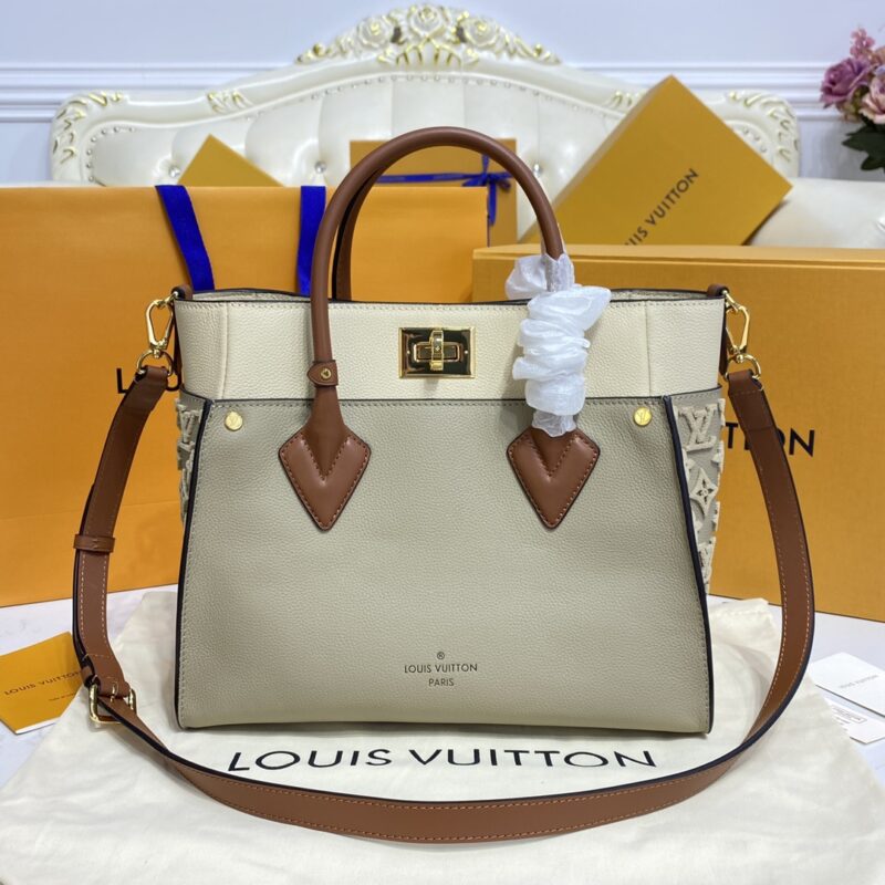 Louis Vuitton On My Side Beige — réplique