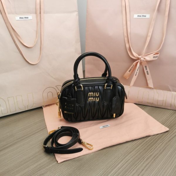 Miu Miu Arcadie petit format noir — réplique