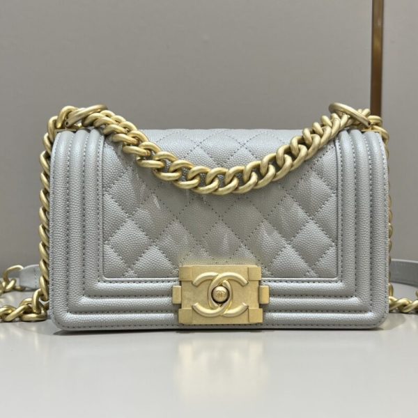 CHANEL Le Boy gris doré — réplique
