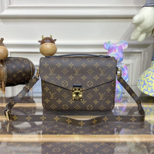Louis Vuitton Pochette Metis sac porté épaule marron — réplique