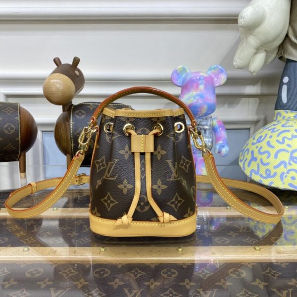 Louis Vuitton Nano Noe marron — réplique