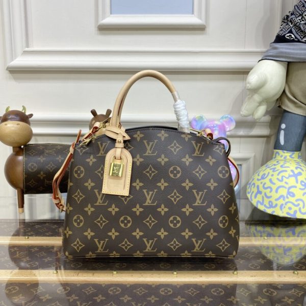 Louis Vuitton Palais — réplique