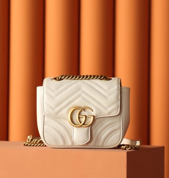 Gucci GG Marmont Square Beige — réplique