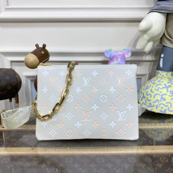 Louis Vuitton Coussin bleu clair — réplique