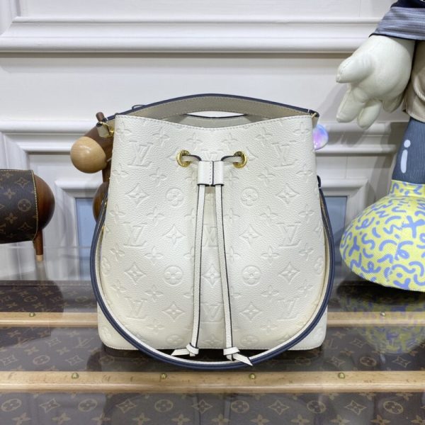 Louis Vuitton Noe Bucket blanc MM — réplique