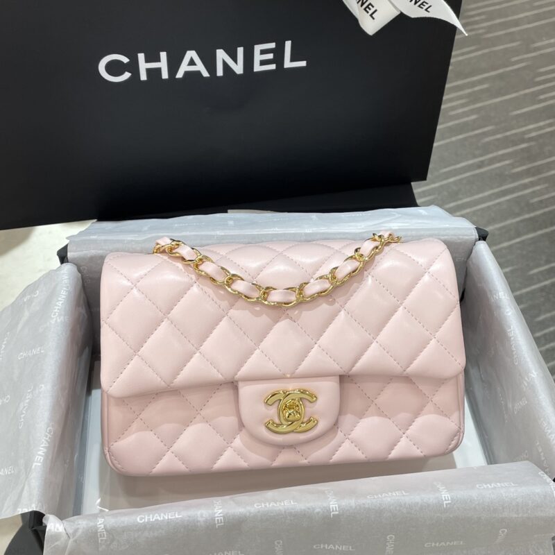 CHANEL Classic Flap 20cm rose — réplique