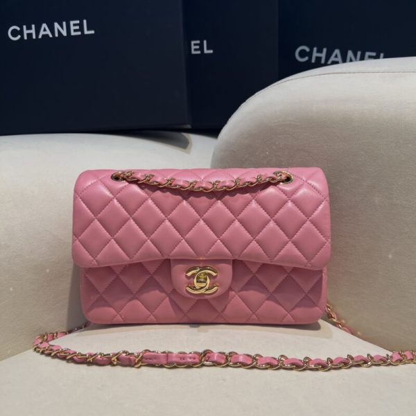 CHANEL Classic Flap 23cm rose — réplique