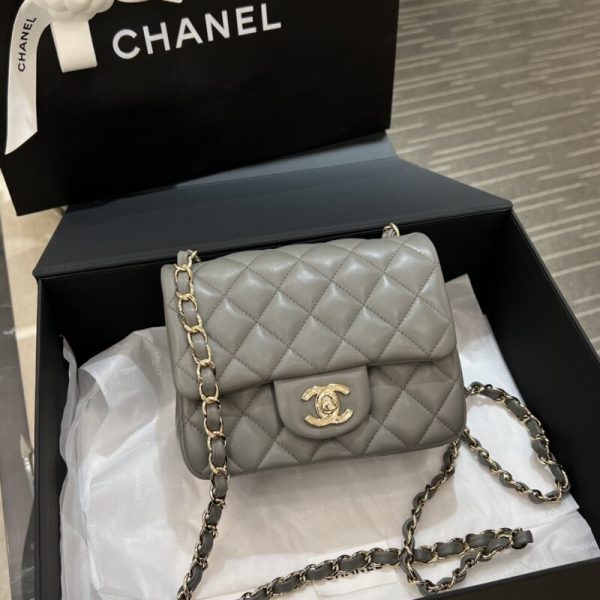 CHANEL Classic Flap 17cm gris — réplique