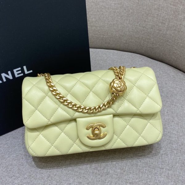 CHANEL Camellia Flap jaune — réplique