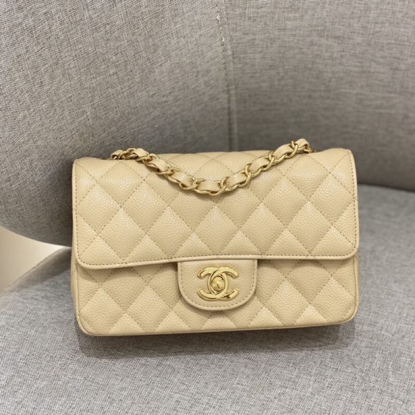 CHANEL Classic Flap 20cm Apricot — réplique