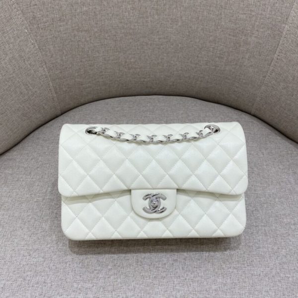 CHANEL Classic Flap 23cm blanc — réplique