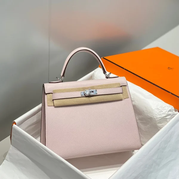 Modèle HN 25 CM en EPSOM MAUVE EPSOM finitions argentées — réplique