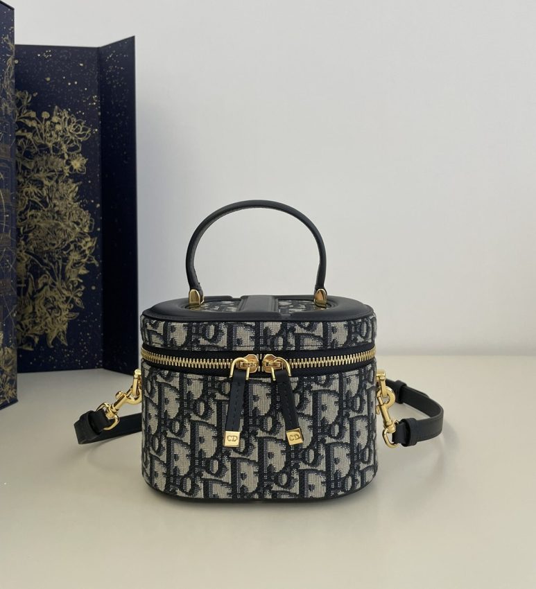 Dior Signature Vanity — réplique