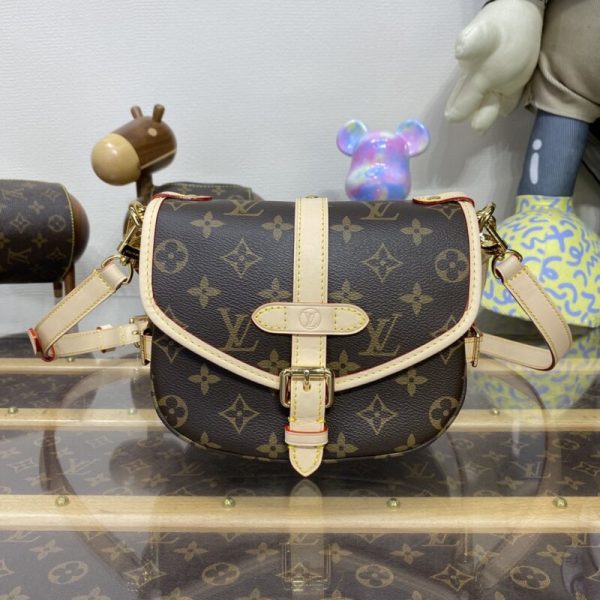 Louis Vuitton Saumur — réplique