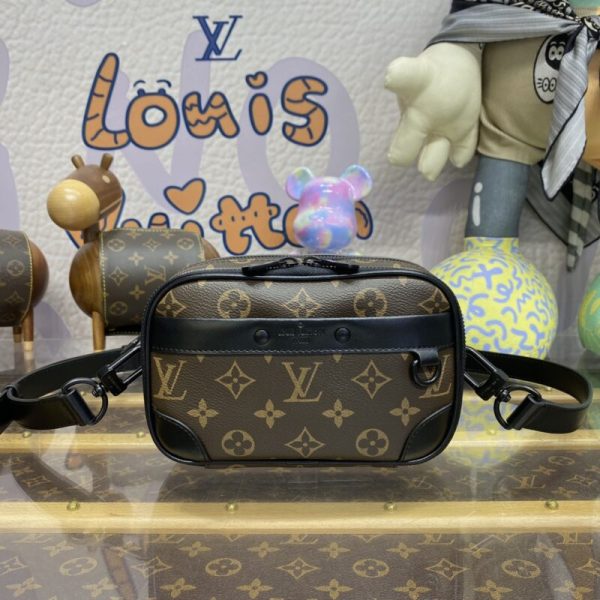 Louis Vuitton Alpha besace marron toile — réplique