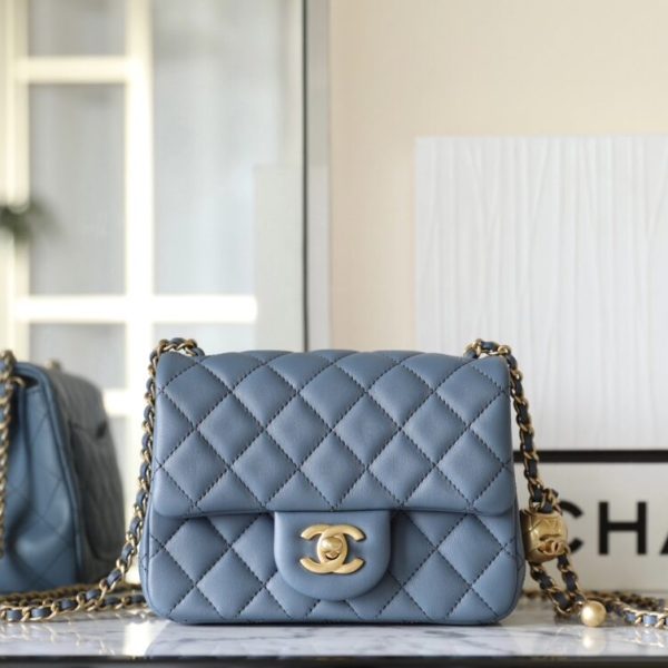 CHANEL CF 17cm Golden Ball — réplique