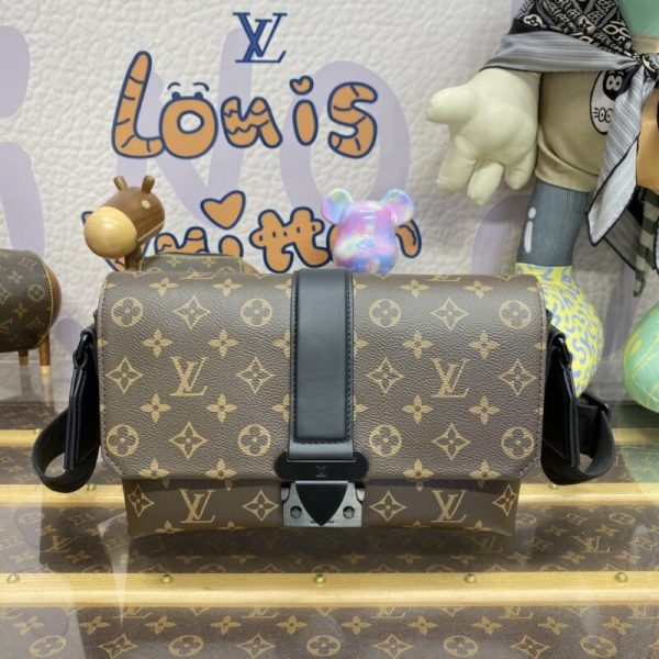 Louis Vuitton S — réplique