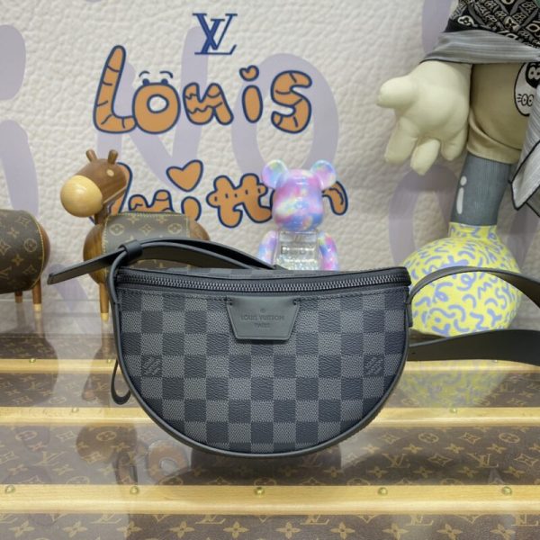 Louis Vuitton Moon à bandoulière noir Grid — réplique