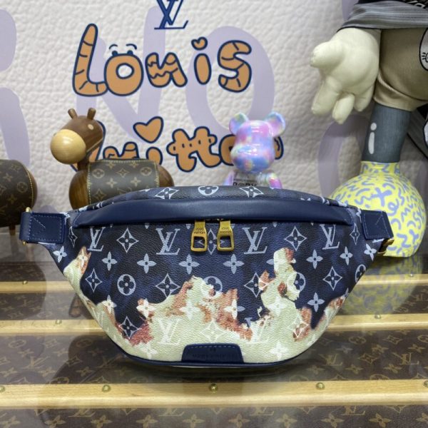 Louis Vuitton Bumbag Discovery bleu Fire — réplique
