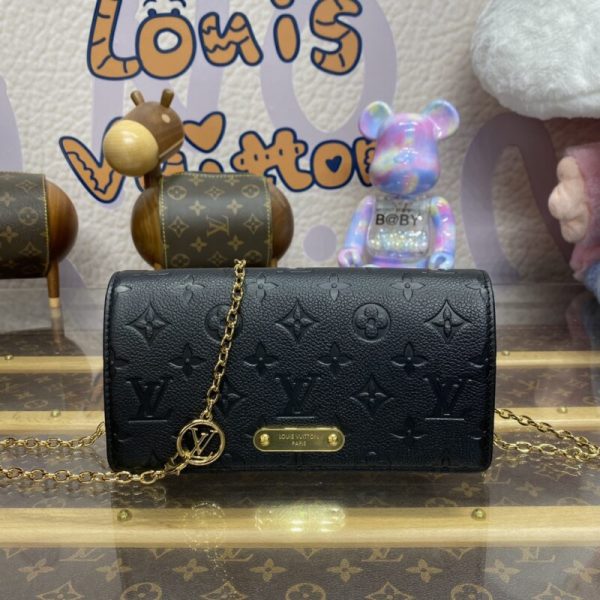 Louis Vuitton portefeuille On Chain Lily noir — réplique