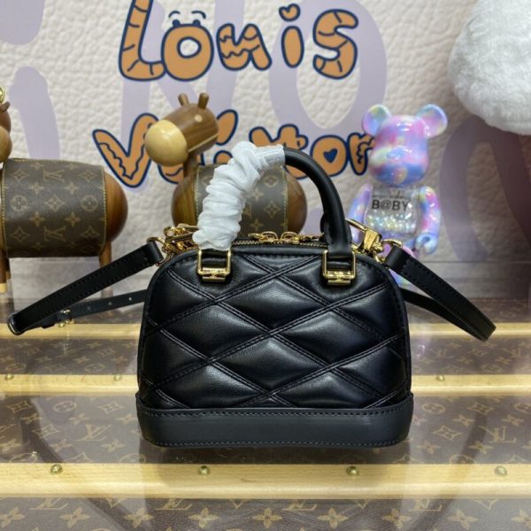 Louis Vuitton Alma Nano noir — réplique