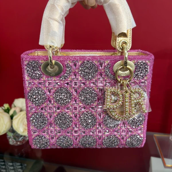 Sac Dior Lady métallisé cuir de veau & satin avec Rose Des Vent — réplique