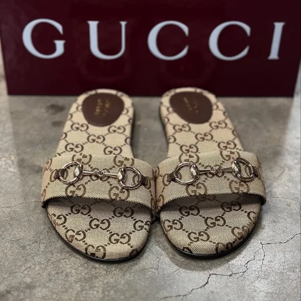 Sandales Gucci Siaga Horsebit claquette — réplique