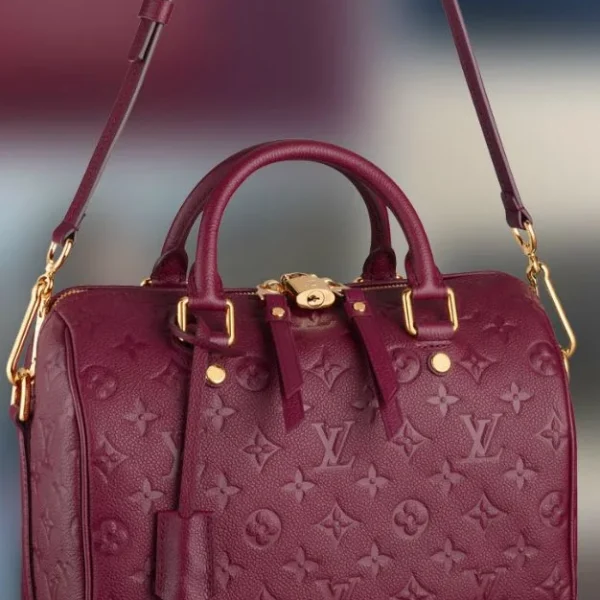 Modèle Louis Vuitton Speedy coloris bordeaux — réplique