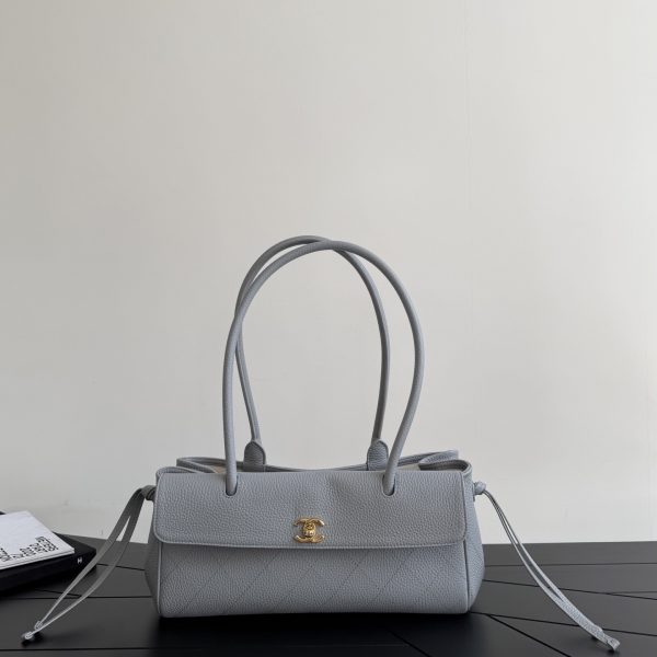 Chanel 26S East West cabas Elephant — réplique