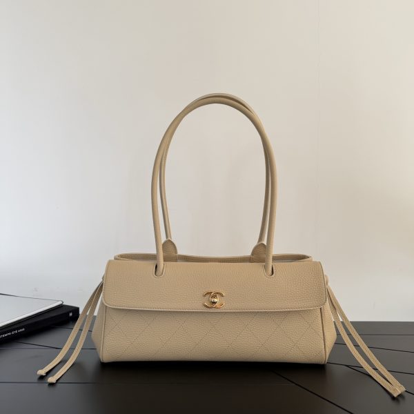 Chanel 26S East West cabas Pale Peach — réplique