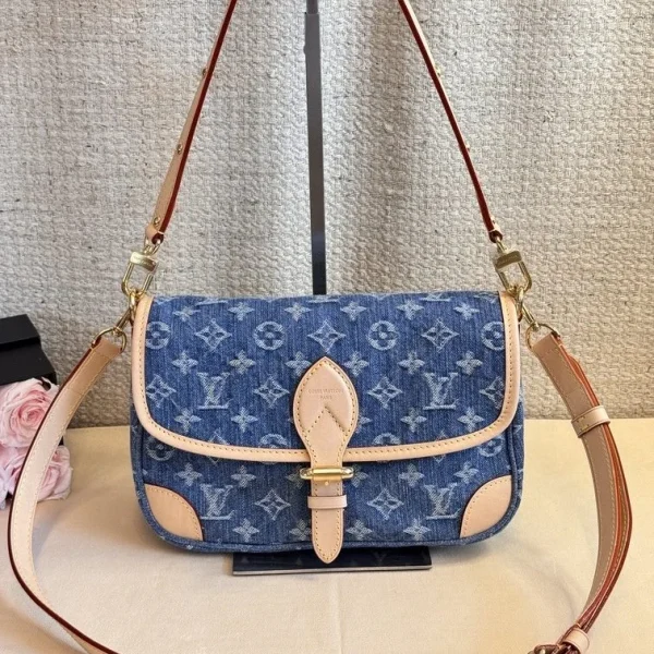 Modèle Louis Vuitton denim Diane — réplique