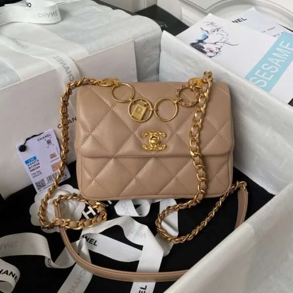 Sac à main Chanel coloris marron cuir lisse bijou de sac 13 × 17 × 6 cm — réplique