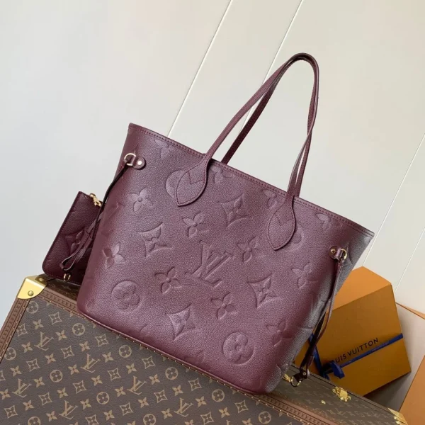 Modèle Louis Vuitton Neverfull MM coloris bordeaux Monogram Empreinte cuir — réplique